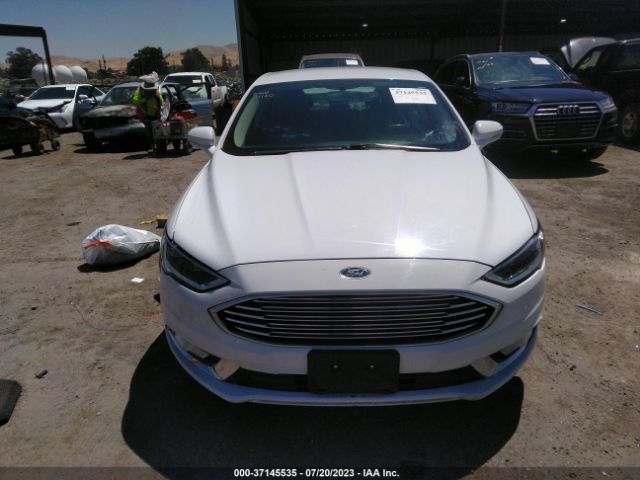 3FA6P0PU1HR275327 Ford Fusion Energi Se