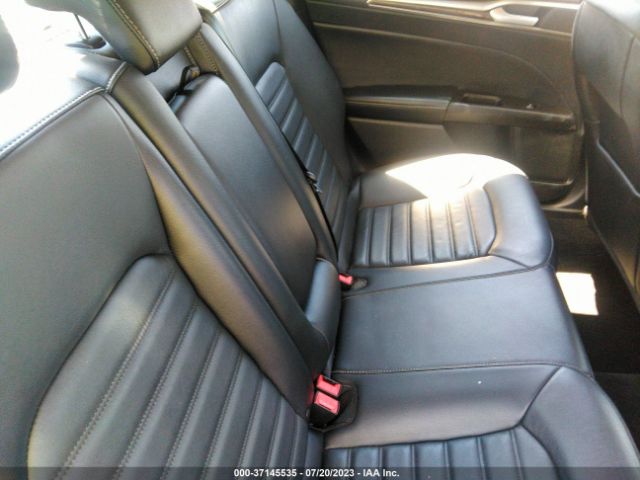 3FA6P0PU1HR275327 Ford Fusion Energi Se