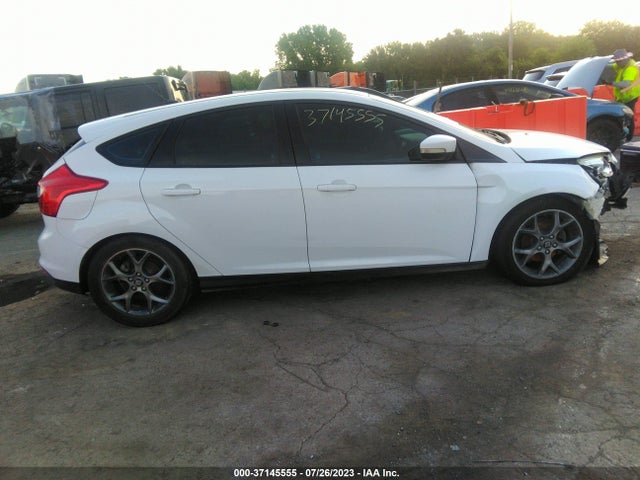 Ford FOCUS SE 2014 1FADP3K23EL249434 Image 13
