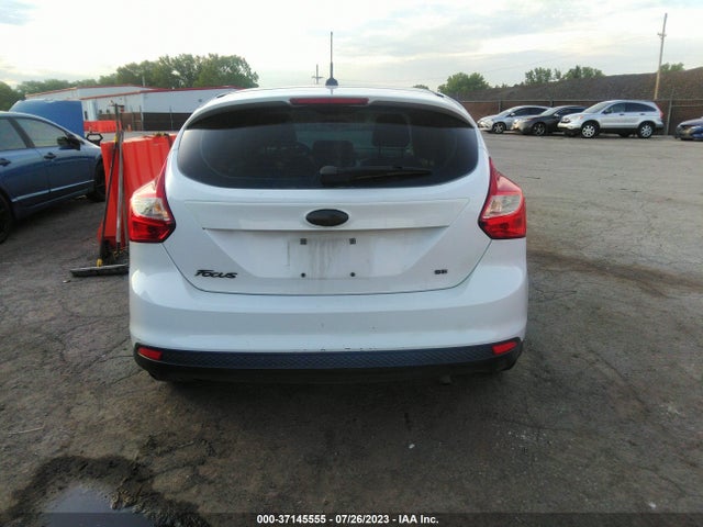 Ford FOCUS SE 2014 1FADP3K23EL249434 Image 16