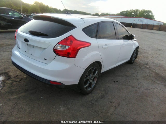 Ford FOCUS SE 2014 1FADP3K23EL249434 Image 4