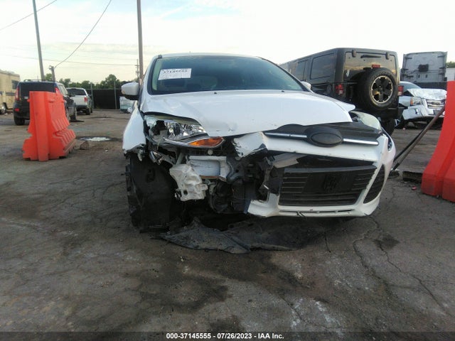 Ford FOCUS SE 2014 1FADP3K23EL249434 Image 6