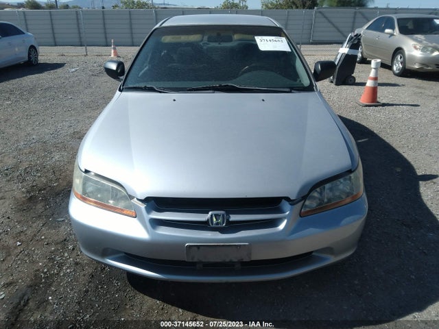 2000 HONDA ACCORD SDN DX VIN: 1HGCF8544YA048999