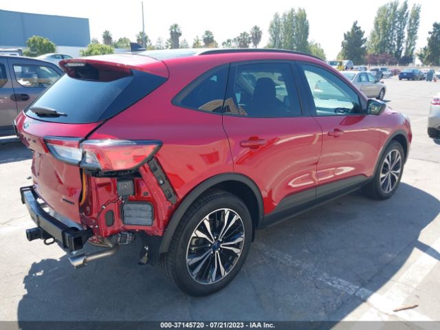 1FMCU9H97NUC03505 Ford ESCAPE SEL