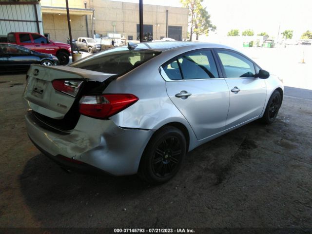 KNAFX4A86E5053326 KIA FORTE EX