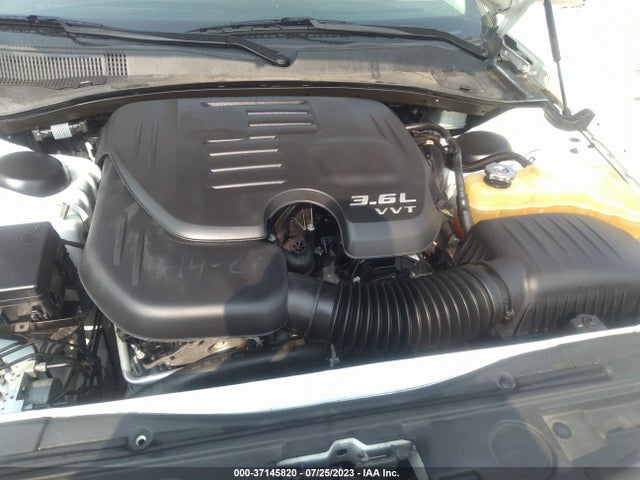 2C3CCAEG5GH334146 Chrysler 300 300c