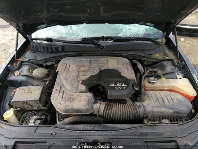 2C3CCAKG0GH170728 Chrysler 300 300c