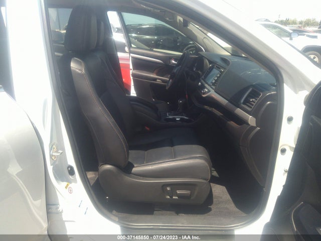 Toyota Highlander Se/xle 2018 5TDJZRFH3JS541361 Image 5