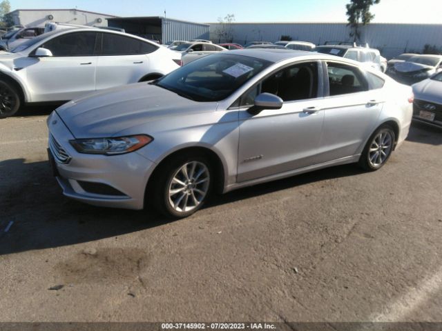 3FA6P0LUXHR357482 Ford Fusion Hybrid Se