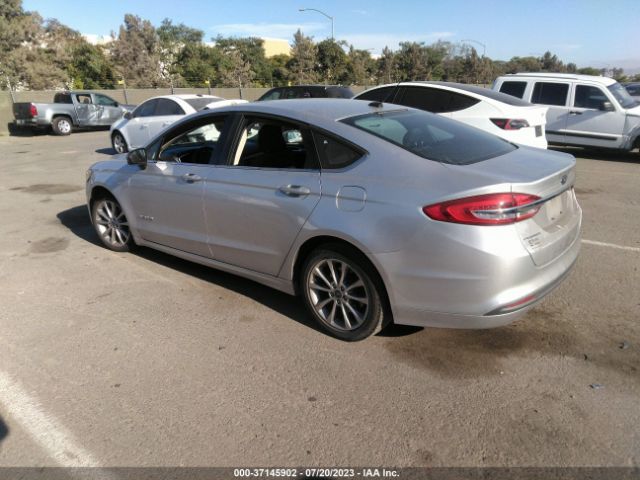 3FA6P0LUXHR357482 Ford Fusion Hybrid Se