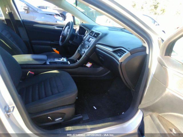 3FA6P0LUXHR357482 Ford Fusion Hybrid Se
