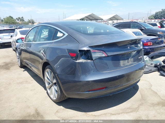 Tesla Model 3 Long Range 2018 5YJ3E1EB0JF083107 Image 11