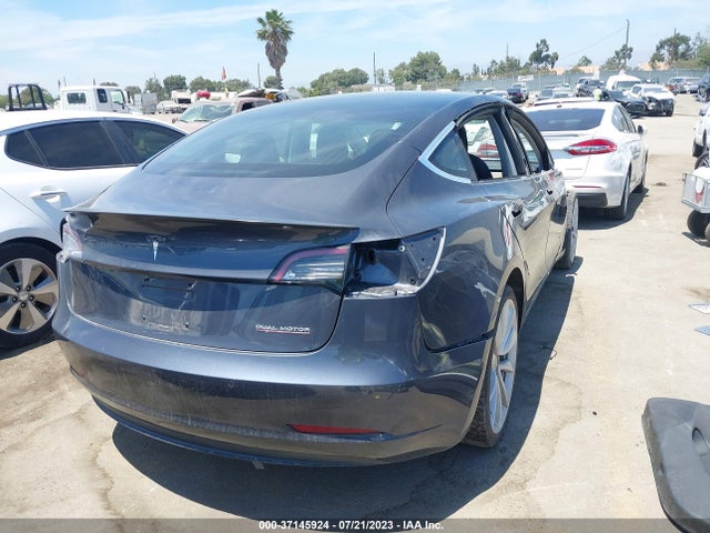 Tesla Model 3 Long Range 2018 5YJ3E1EB0JF083107 Image 12