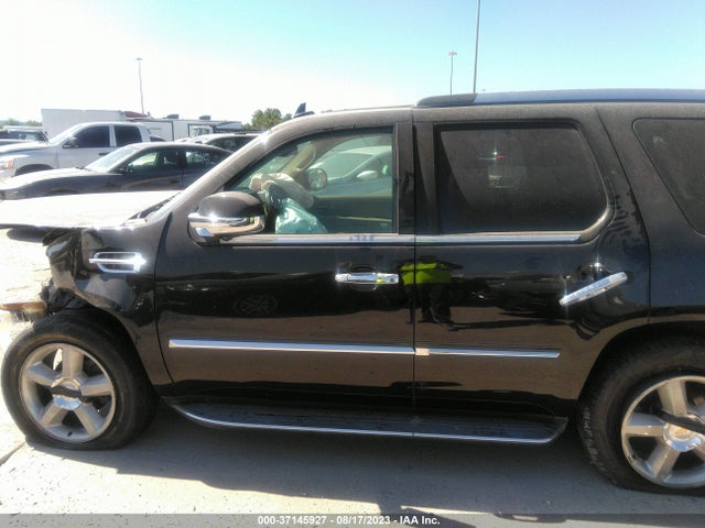 2009 CADILLAC ESCALADE STANDARD VIN: 1GYFC53299R113122