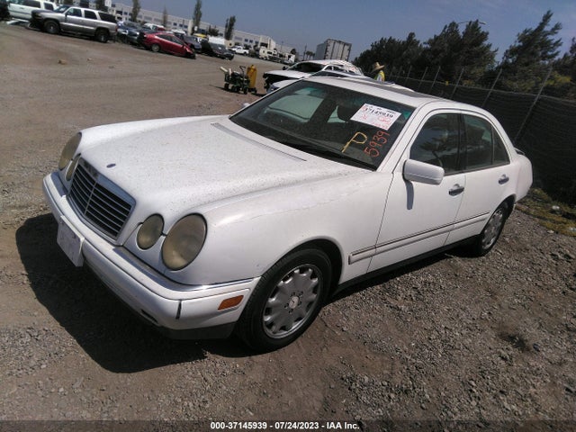 1998 MERCEDES-BENZ E-CLASS VIN: WDBJF65F5WA530971
