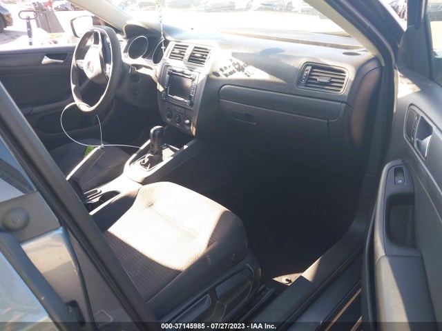 3VW2K7AJ7FM277069 Volkswagen Jetta Sedan 2.0l S W/technology