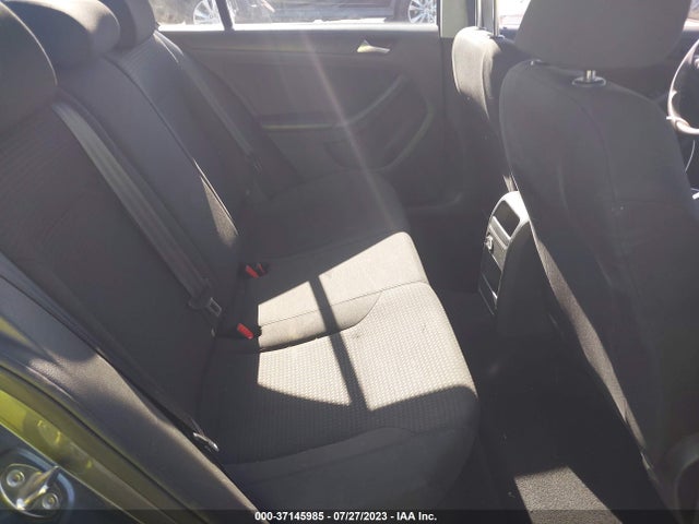 3VW2K7AJ7FM277069 Volkswagen Jetta Sedan 2.0l S W/technology