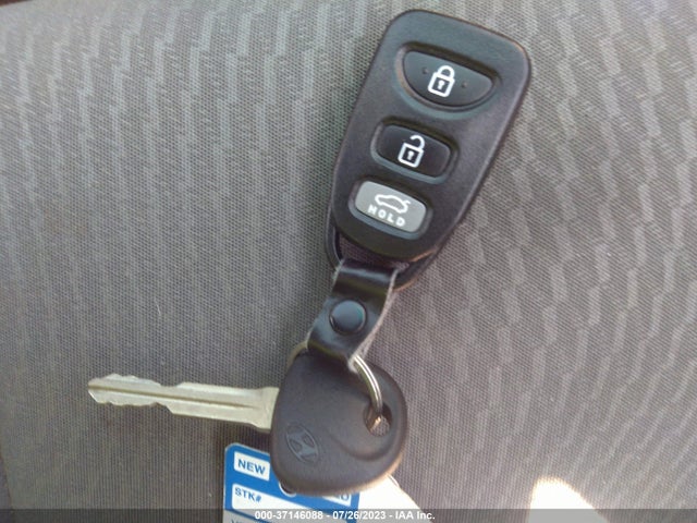 Hyundai ELANTRA SE 2016 5NPDH4AE7GH680844 Image 3