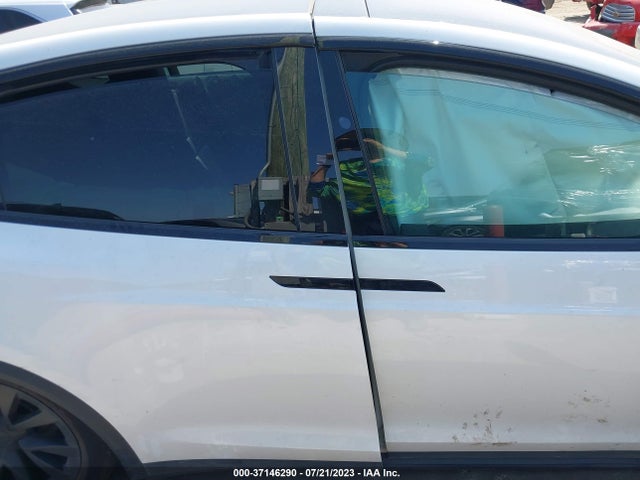 2021 Tesla Model X, VIN: 5YJXCBE59MF326389