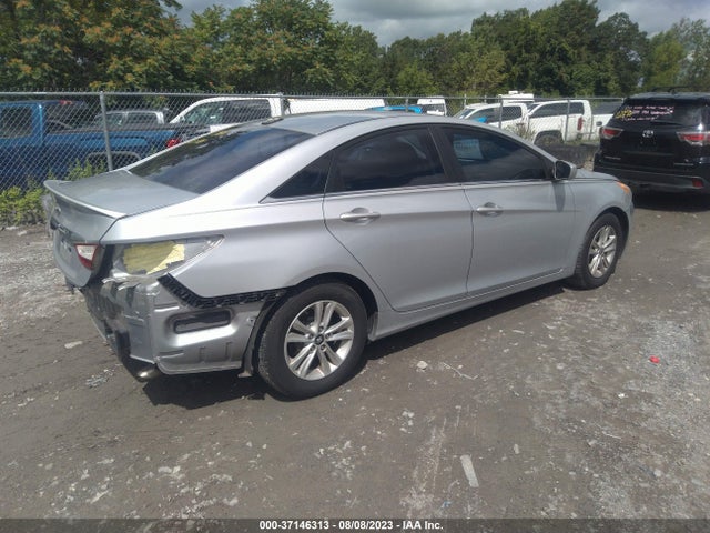 2013 HYUNDAI SONATA GLS VIN: 5NPEB4AC4DH597209