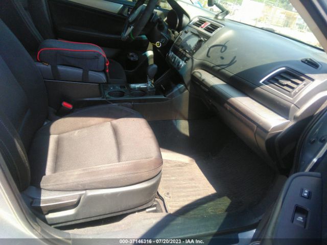 4S3BNAF65H3045618 Subaru Legacy Premium