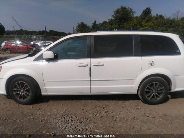 2C4RDGCG0HR573799 Dodge Grand Caravan Sxt
