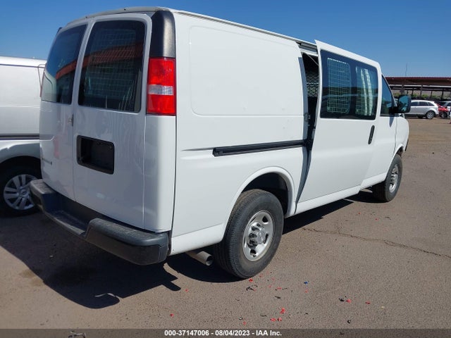 Chevrolet EXPRESS CARGO VAN 2019 1GCWGAFP8K1338999 Image 11