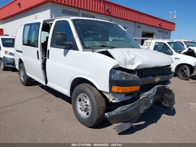 Chevrolet EXPRESS CARGO VAN 2019 1GCWGAFP8K1338999 Image 13