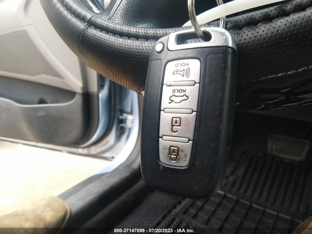 2012 HYUNDAI SONATA HYBRID VIN: KMHEC4A49CA033241