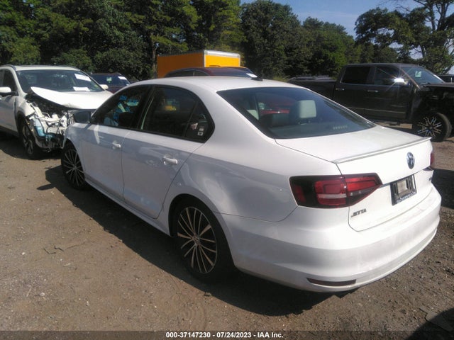 3VWD17AJ9GM400237 Volkswagen Jetta Sedan 1.8t Sport