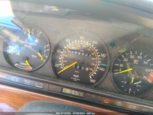1990 MERCEDES-BENZ 300 SEL VIN: WDBCA25EXLA515658