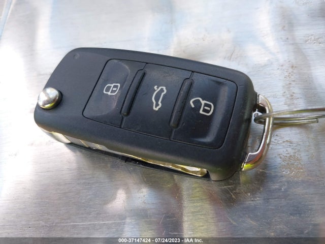 WVGBV7AXXGW562540 Volkswagen TIGUAN SE