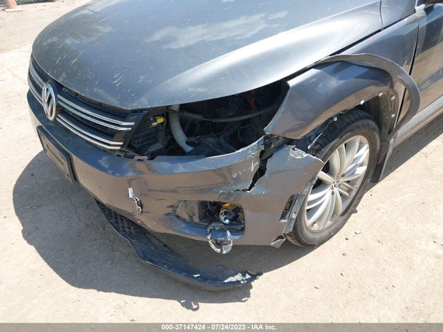 WVGBV7AXXGW562540 Volkswagen TIGUAN SE