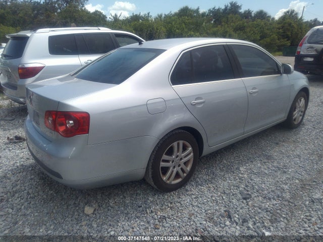 2007 VOLKSWAGEN JETTA SEDAN WOLFSBURG EDITION VIN: 3VWEF71K07M196734