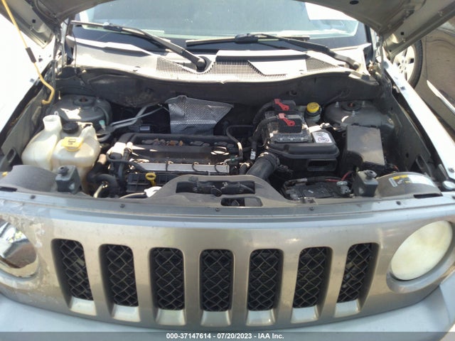 1C4NJPBA5ED551879 Jeep Patriot Sport/altitude