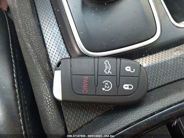 2C3CCAGG5FH899492 Chrysler 300 300s