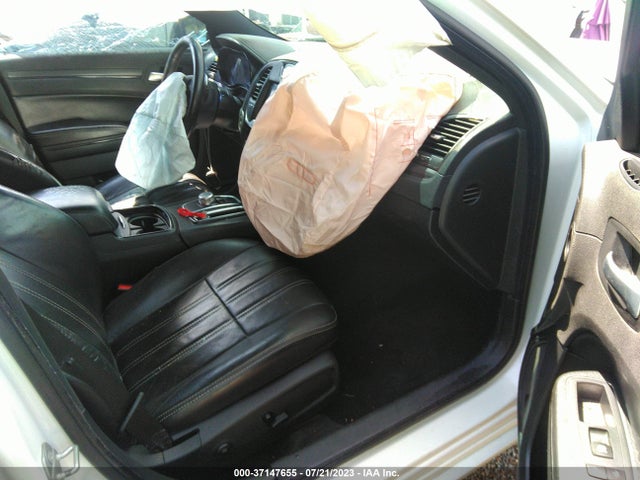 2C3CCAGG5FH899492 Chrysler 300 300s