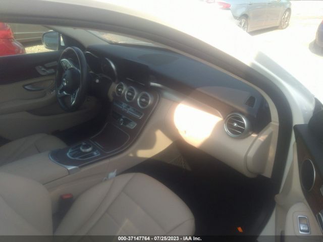 55SWF8EB8KU286975 Mercedes-Benz C-class C 300