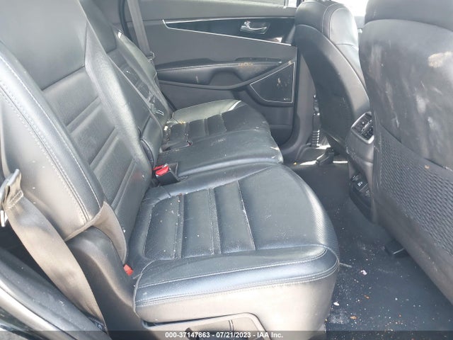 2017 KIA SORENTO 3.3L SX VIN: 5XYPK4A57HG313353