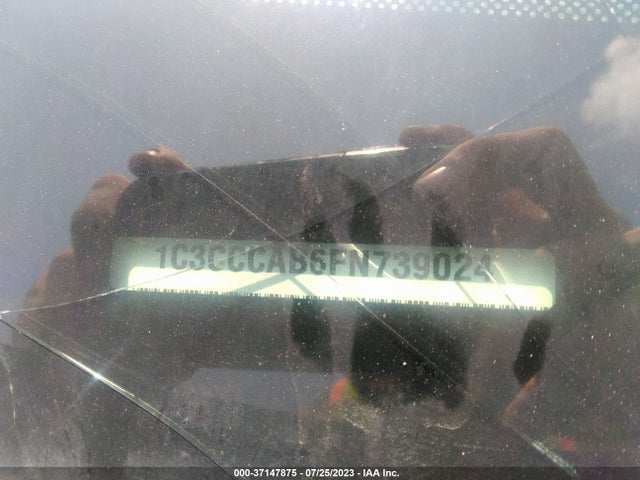 Chrysler 200 Limited 2015 1C3CCCAB6FN739024 Image 9