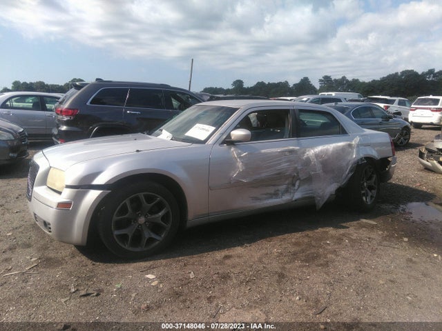 2005 CHRYSLER 300 300 TOURING VIN: 2C3JA53G35H645370