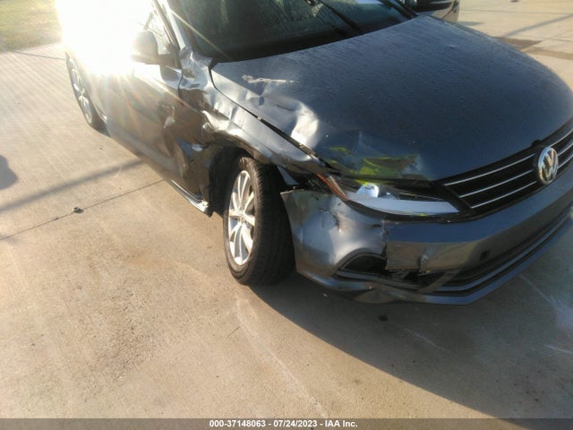 3VWDB7AJ0HM310683 Volkswagen Jetta 1.4t Se