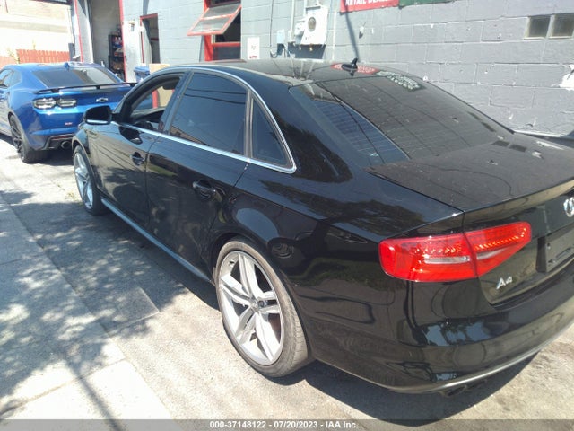 WAUBFAFLXFN038245 Audi A4 PREMIUM