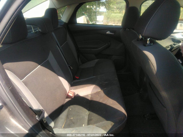 Ford FOCUS SE 2014 1FADP3F29EL320422 Image 9