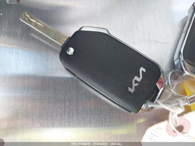 KNDPU3AF9P7143912 KIA Sportage Lx