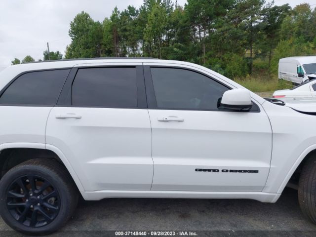 1C4RJFAG3KC694526 Jeep Grand Cherokee Altitude
