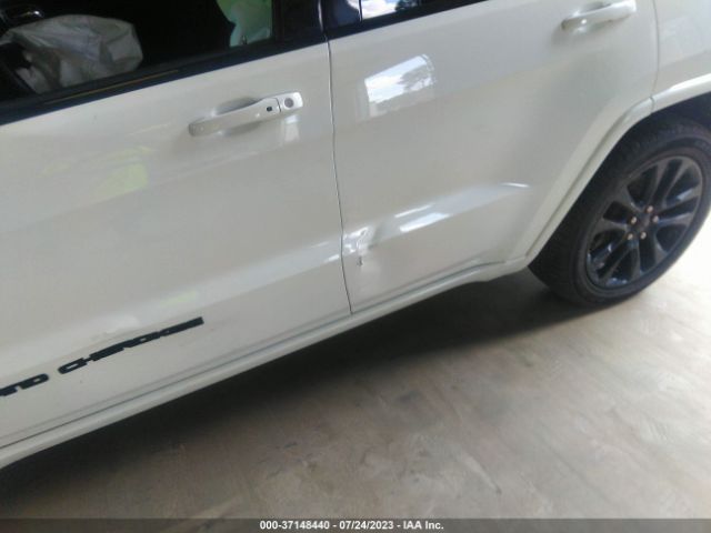 1C4RJFAG3KC694526 Jeep Grand Cherokee Altitude