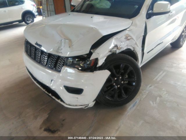 1C4RJFAG3KC694526 Jeep Grand Cherokee Altitude