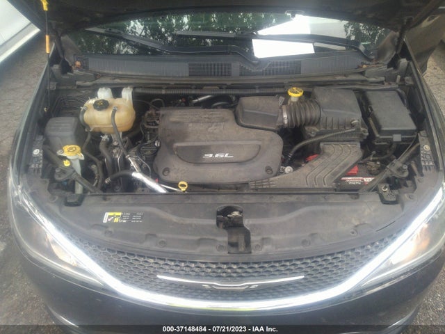 2C4RC1EG1HR778223 Chrysler Pacifica Touring-l Plus