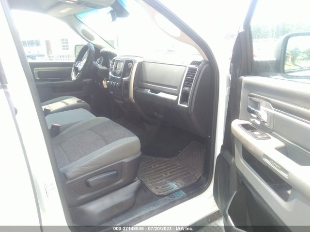 1C6RR7GT1ES378109 RAM 1500 Slt